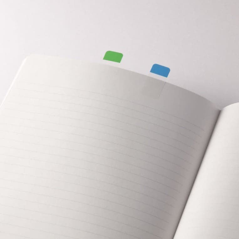 008 Short Sticky notes Set A är insatta i en anteckningsbok - Tidformera