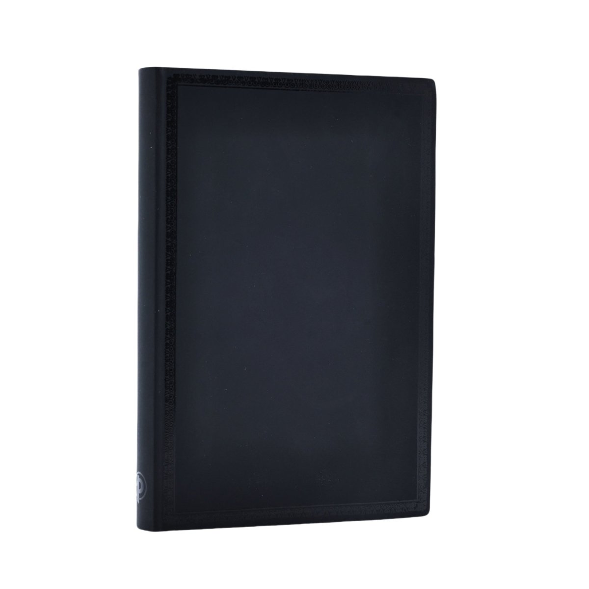 Svart anteckningsbok Black Edition Bold - Mini Linjerad Flexis från Paperblanks. Boken har en smal svart ram på pärmen och ett längst ner på bokryggen. - Tidformera