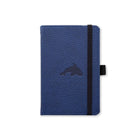 Anteckningsbok Wildlife Dotted A6 Blue Whale från Dingbats* - Blå anteckningsbok. Boken har svart gummiband för stängning samt pennhållare.
- Tidformera