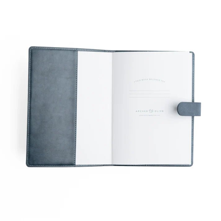 Deluxe System: Storybook in Navy - 3 - Archer & Olive - Tidformera