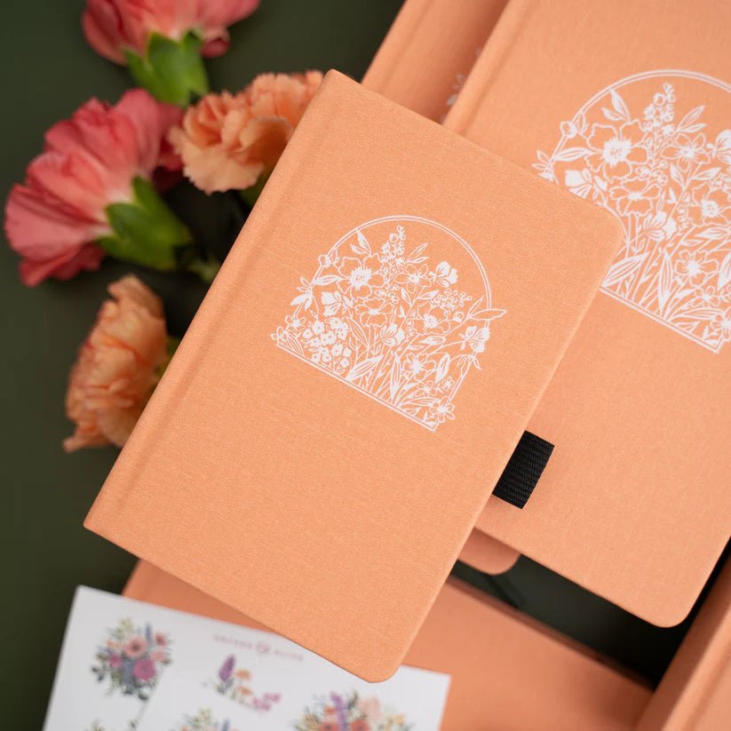 Dotted Notebook - A5 - Wildflowers Framed - 4 - Archer & Olive - Tidformera