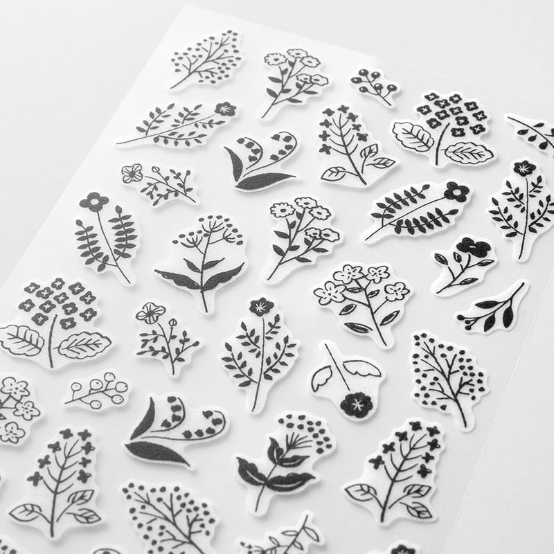 Sticker Two Sheets - Monotone Flower från Midori. Ett ark med stickers med svarta blommor. - Tidformera
