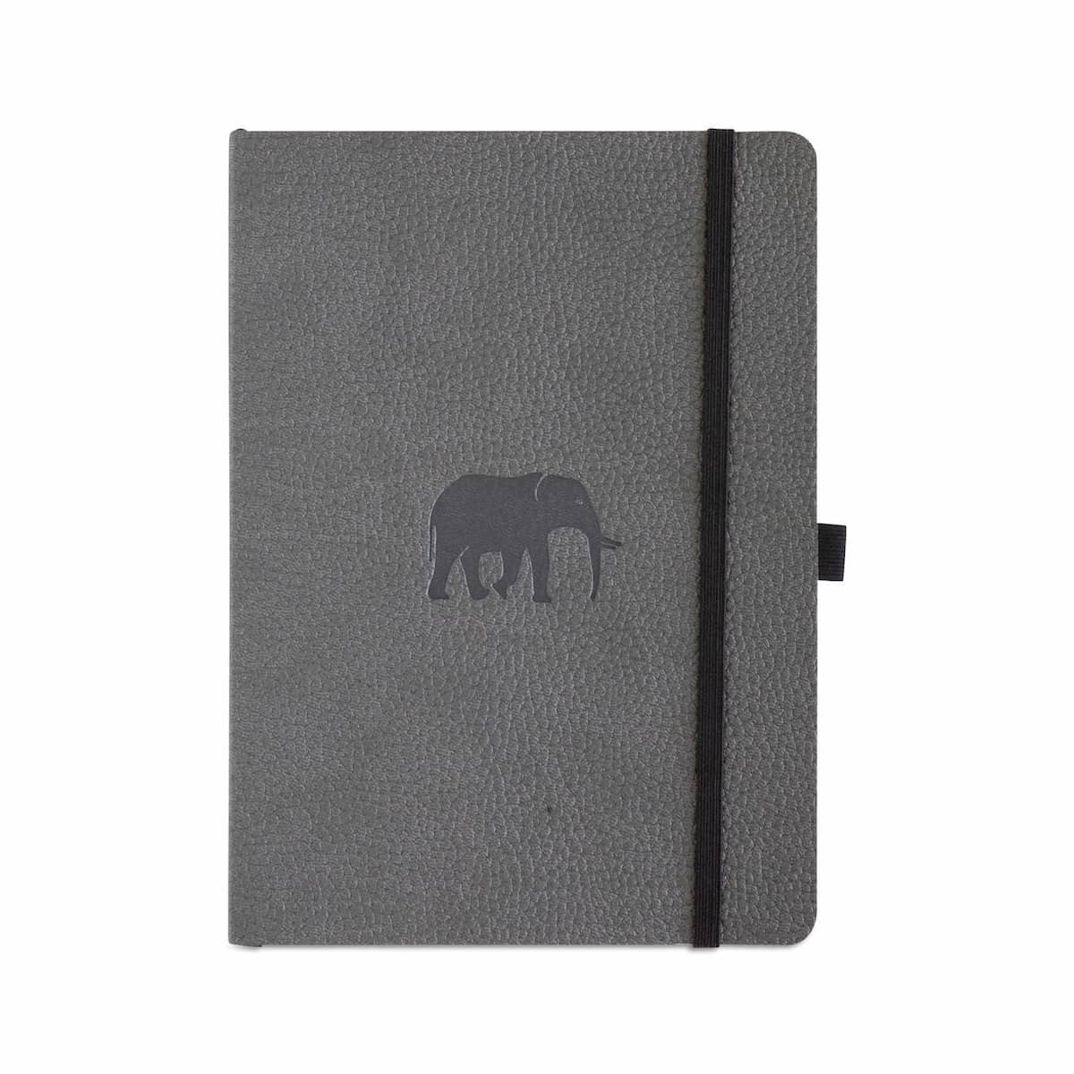 Wildlife A5 Soft cover Dotted Elephant från Dingbats* - Grå anteckningsbok med mjuk pärm. Elefaten Naila finns på pärmen och boken har svart gummiband för stängning samt pennhållare.
- Tidformera