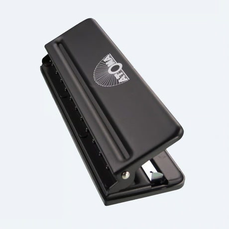 Hole punch Atoma