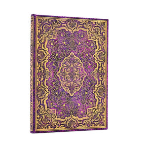 Anteckningsbok Picaresque - Midi Linjerad från Paperblanks. Boken har guldfärgat mönster på lila bakgrund. - Tidformera