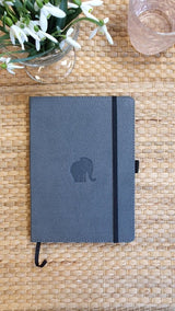 Anteckningsbok Wildlife Dotted A5 Grey Elephant - 2 - Dingbats* - Tidformera