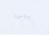 Handskriven text med orden "Light Grey" i ljusgrå färg, skriven med Pentel Brush Sign Pen i färgen Light Grey.