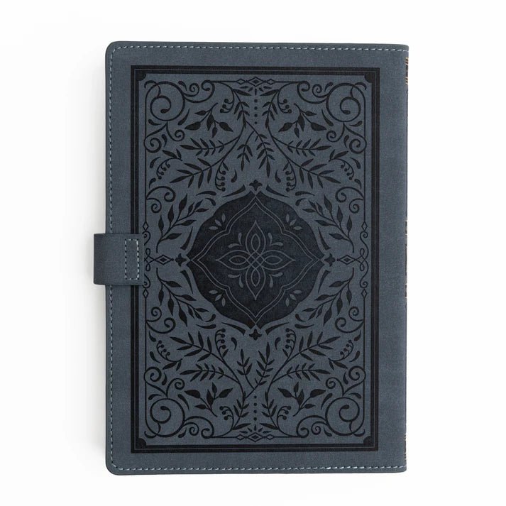 Deluxe System: Storybook in Navy - 2 - Archer & Olive - Tidformera