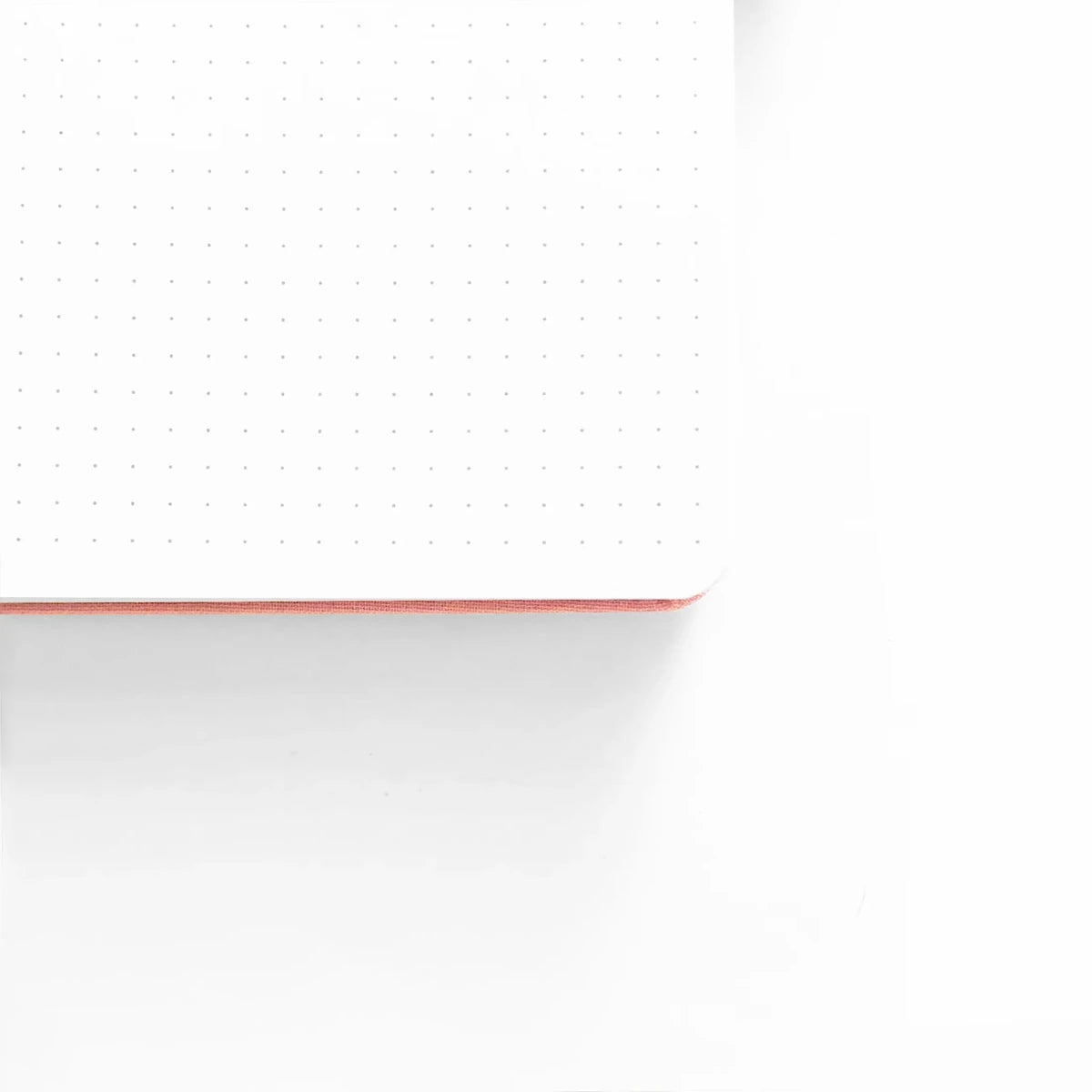 Dotted Notebook - A5 - 192 s - The Writer's Desk - 4 - Archer & Olive - Tidformera