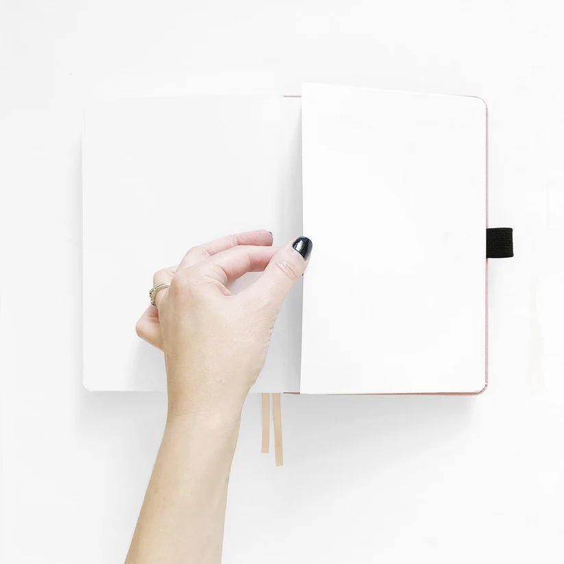 Dotted Notebook B5 - The Archer - 5 - Archer & Olive - Tidformera
