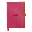 GoalBook Dotted notebook A5 - Raspberry från Rhodia - Rosa anteckningsbok. Boken har 2 bokmärkesband samt en orange gummiband för stängning och pennhållare. - Tidformera