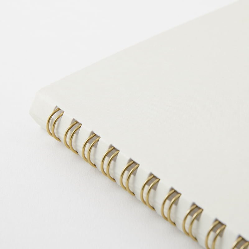 Spiralblock Dotted A5 - White - 4 - Midori - Tidformera